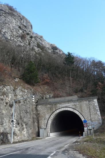 tunnel routier sous la via ferrata