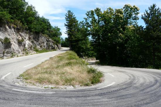 lacets col de Pré la Dame depuis Génolhac (lozère)