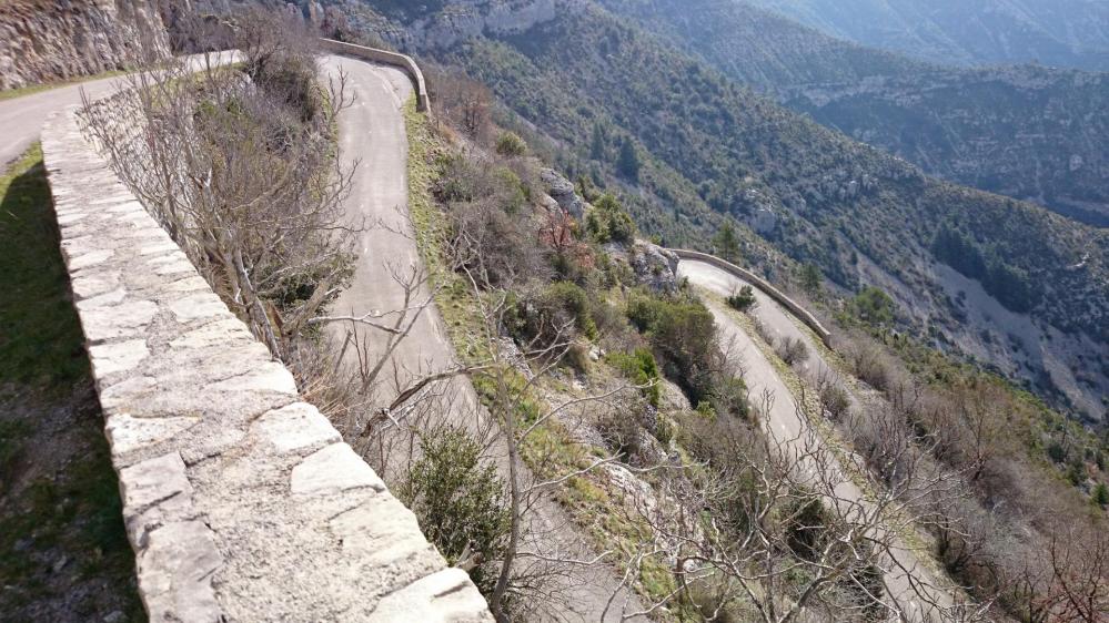 Descente somptueuse dans le cirque de Navacelles !