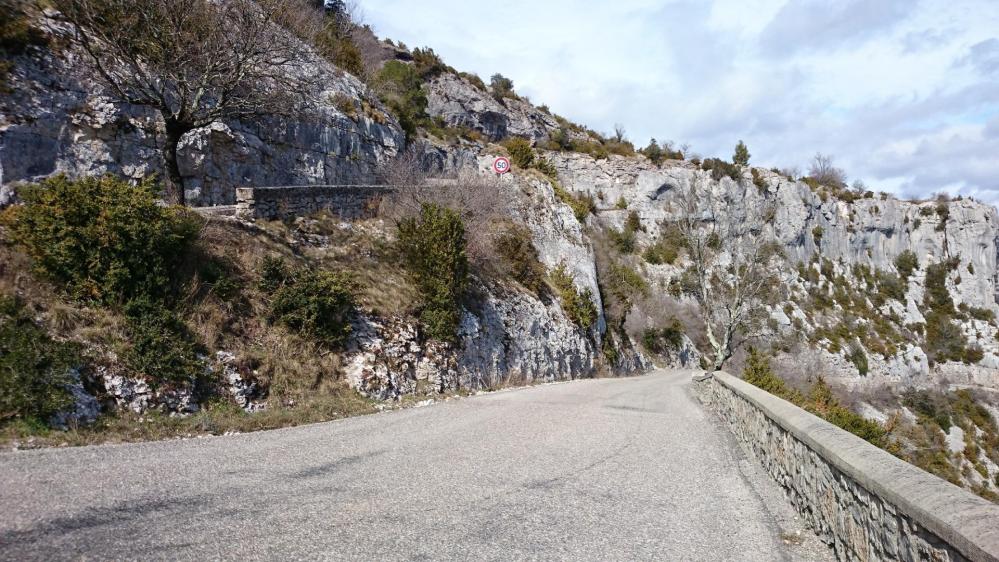 J' approche de la fin de la montée, je serai bientôt au dessus du cirque de Navacelles