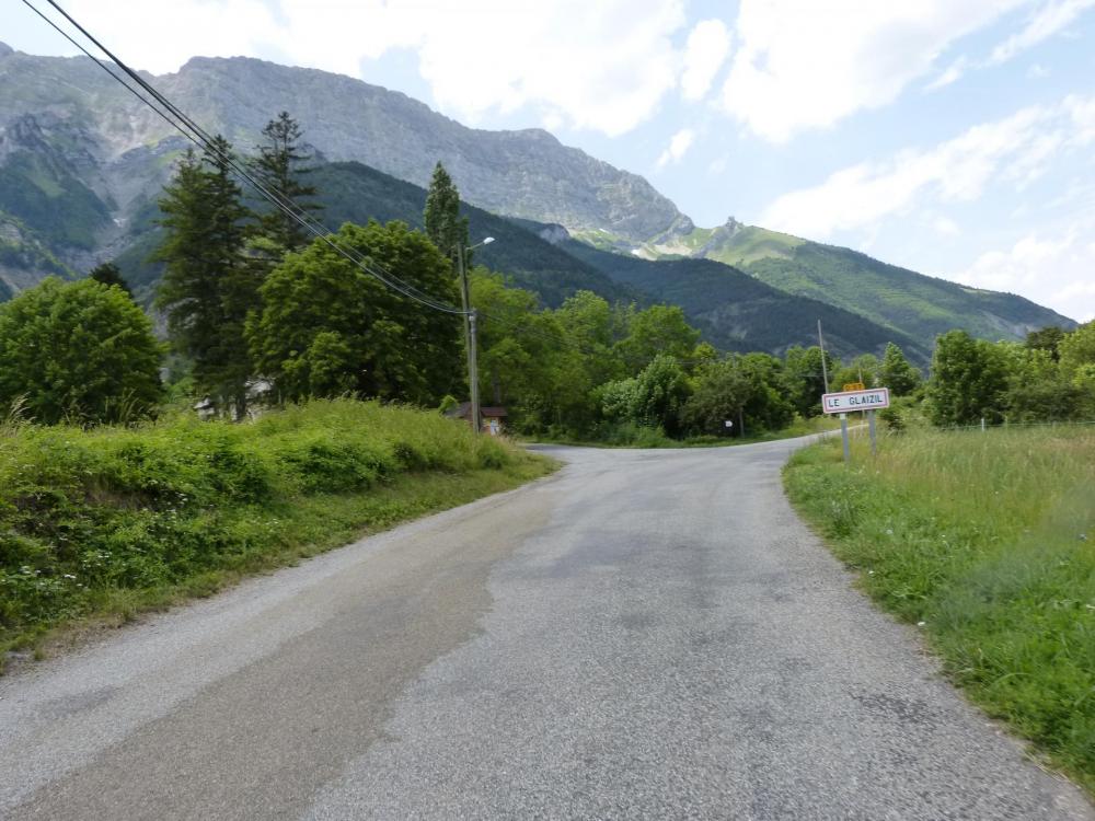 J' ai abandonné le groupe de cyclistes pour prendre la direction du Glaizil