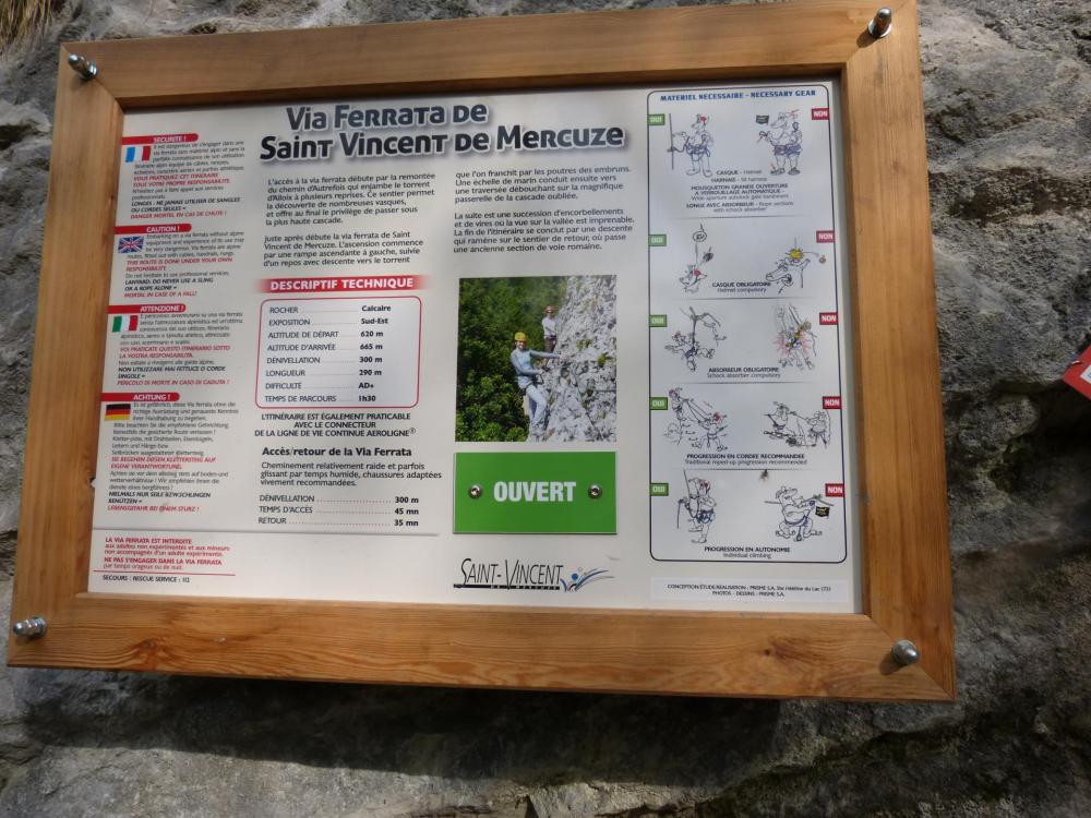 panneau d'info de la via ferrata du rocher de l' Envers à St Vincent de Mercuze
