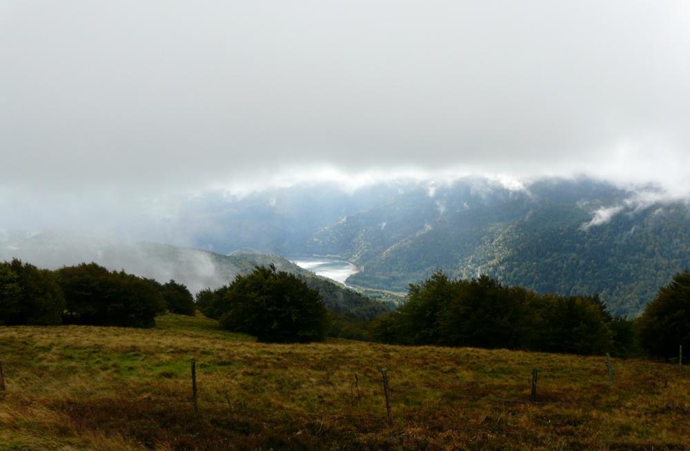 Lac de Kruth depuis la route des crêtes (vosges)