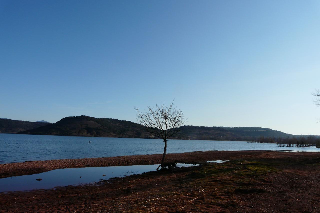 lac du Salagou