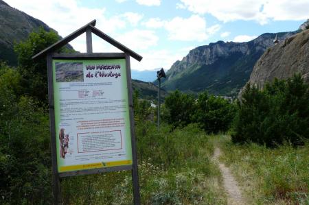 panneau d'info via de l'horloge à L'Argentière la Bessée