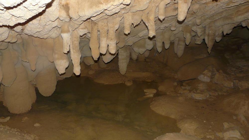 le petit lac de la grotte de Bouleyre