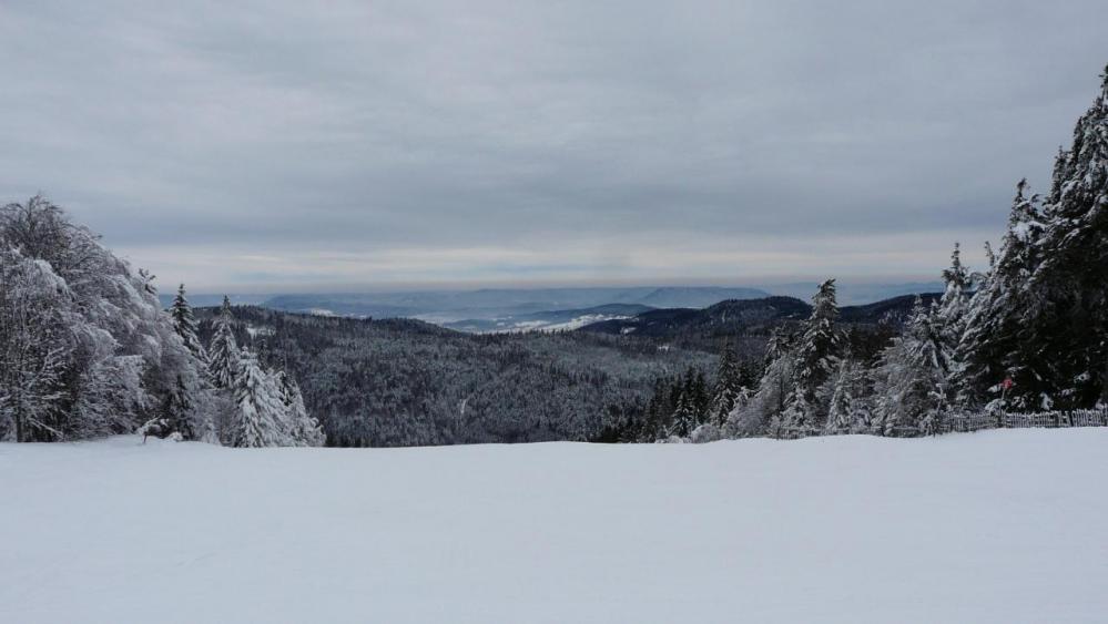 superbe paysage dès que l'on ne voit plus les pylones EDF ...