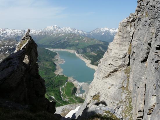 Lac de Roselend depuis le roc du vent-Savoie-2009