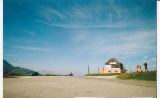 Sommet du col de la Madeleine (07/2003)