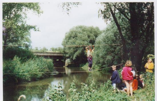 pont de singe rivière