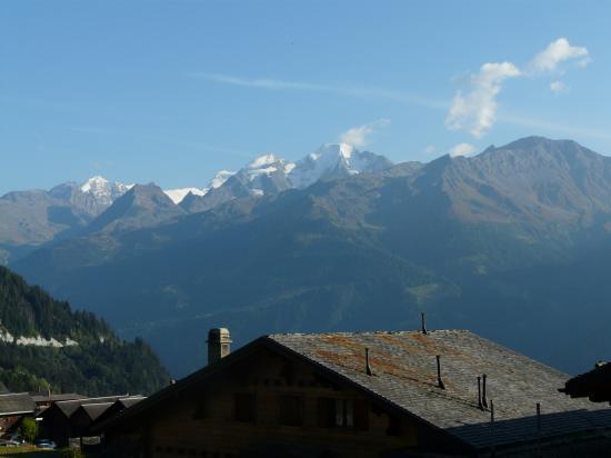 Le massif du gd Paradis en montant à Verbier (Suisse)