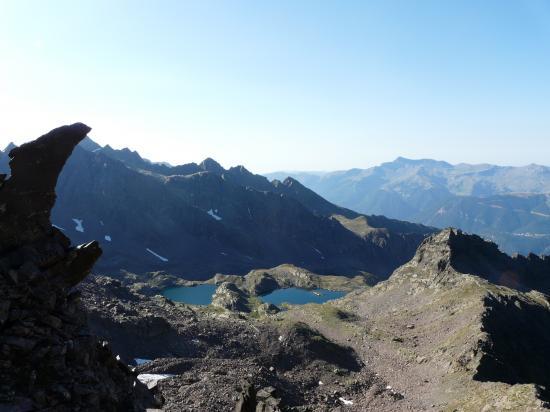 Les lacs de Ténibre depuis la brêche de borgonio