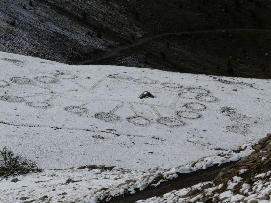 Curieuses formes sous la Bonette - Mercantour 2008 ?