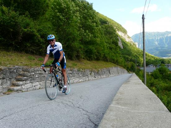 Montée à vélo du col de la Forclaz