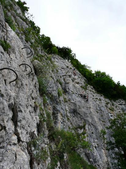 la partie principale de la via ferrata de Nans sous st Anne