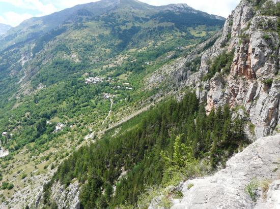 Via de la grande falaise à Freissinières