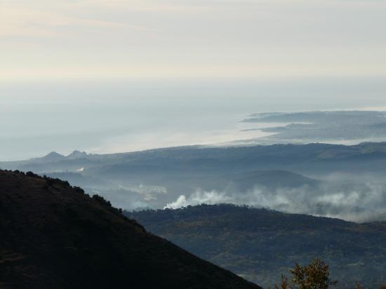 Du col de Vence, les brumes matinales et la mer !