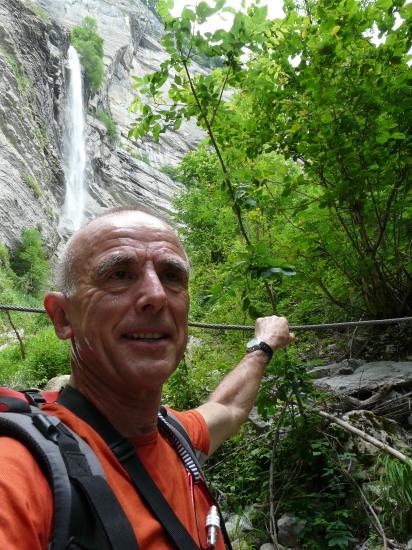 Sur le chemin d' accès à la via juste sous la deuxième cascade