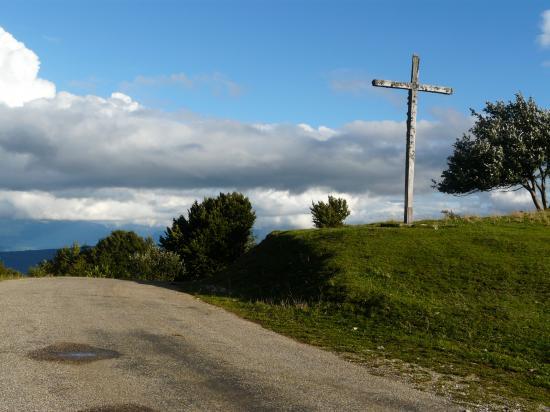 Col de la Biche(Ain) - croix de Famban (faux sommet)