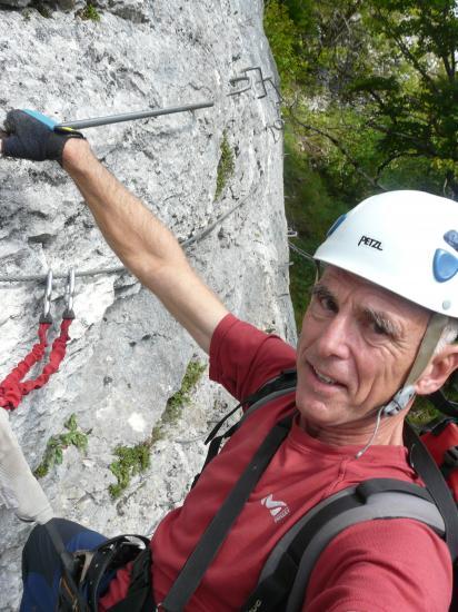 dans la via ferrata d' Aillon le Jeune (Bauges - 2010)