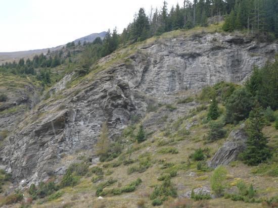 le site de la via du Pichet et son échelle renversée