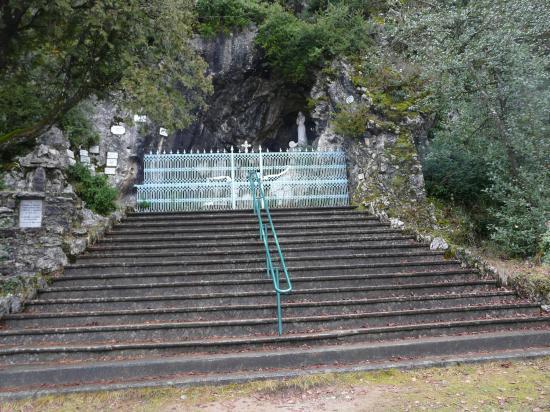 la grotte de Notre Dame du lac