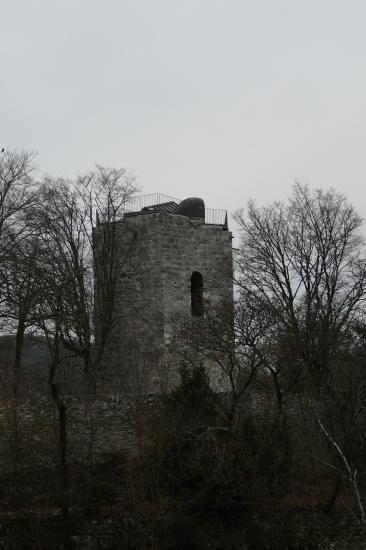 le donjon à Duingt