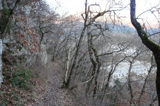 amorce du chemin de descente vers les cascades