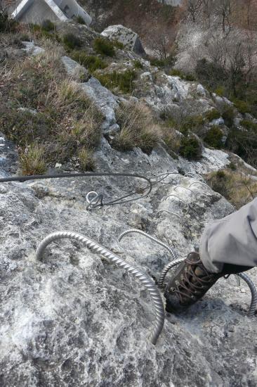 Fort Lécluse, via peu difficile mais verticale !