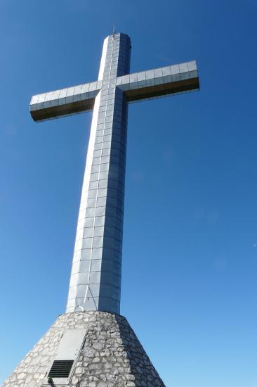 croix du Nivolet, toute recouverte d' alu !