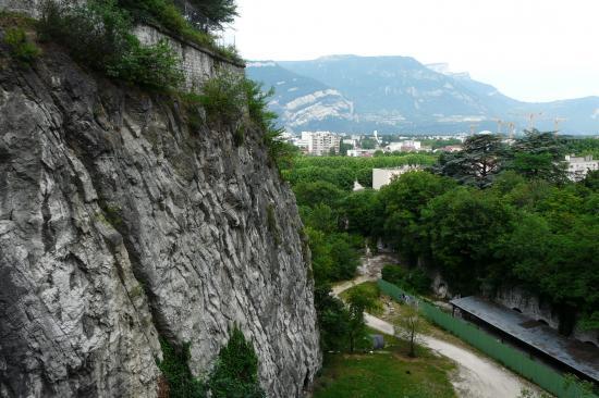 dans la via, vue le parc au départ