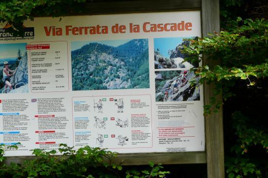 panneau de la via de l' alpe du grand serre