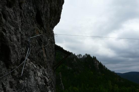 l' arrivée de la tyrolienne à mende