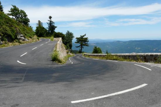 lacets col de Pré la Dame depuis Génolhac (lozère)