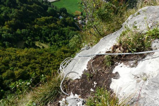 à la sortie du premier mur, un peu de répit (via du rocher de la chaux-St Jean d'Aulps)