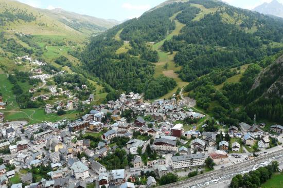 depuis Poingt Ravier, vue sur Valloire depuis Poingt Ravier, vue sur Valloire