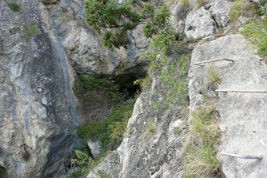 Poingt Ravier, la grotte Poingt Ravier, la grotte