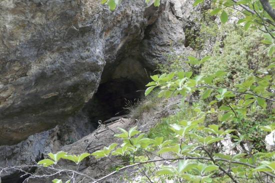 poingt ravier, descente à la grotte