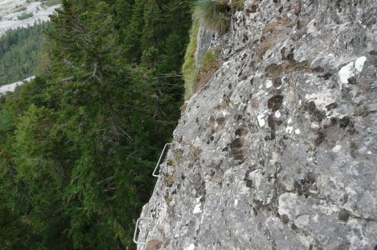 à la sortie du second pilier vue du dessus