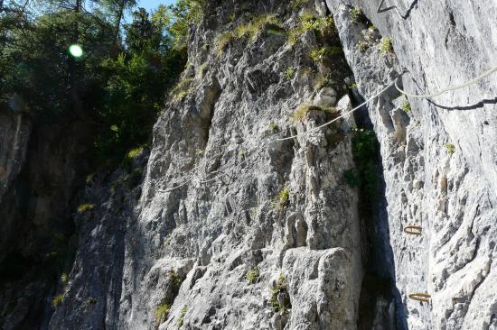 via des Orres : la traversée avant l' aiguille