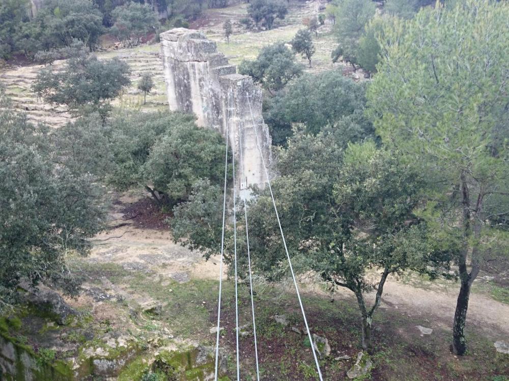 Via ferrata de la carrière à Boisseron (vue du parking)