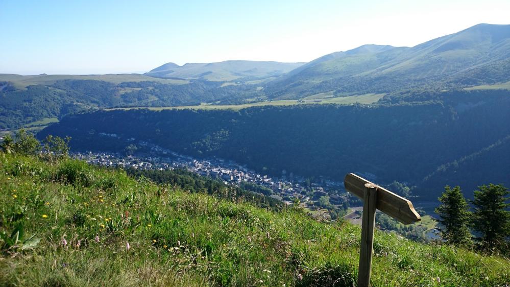 Sous le sommet du Capucin, Le Mont Dore !