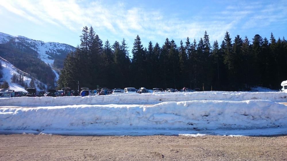 En bas des pistes de Corrençon, sur le parking