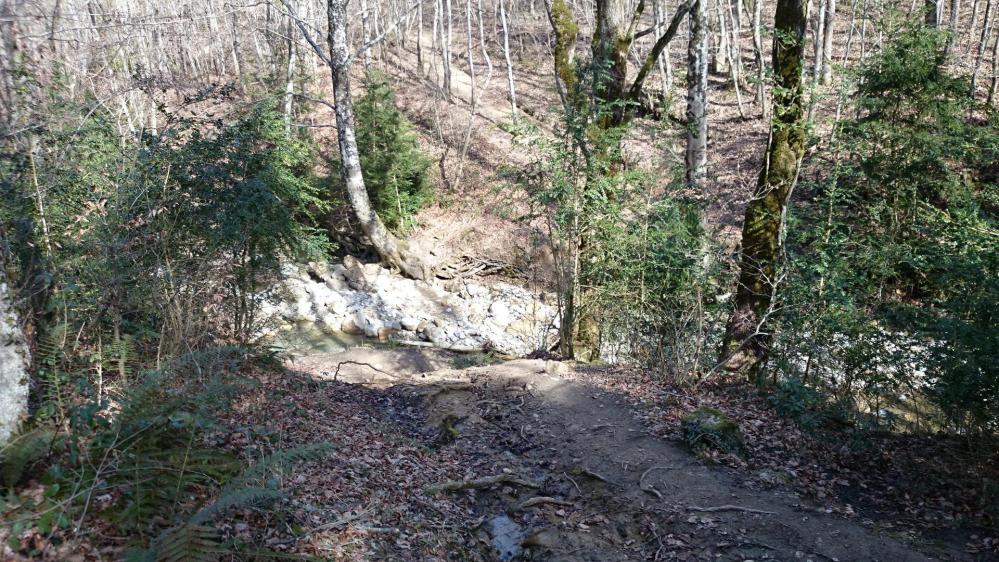 Pour rejoindre le Bugarach, il faut retraverser la Blanque