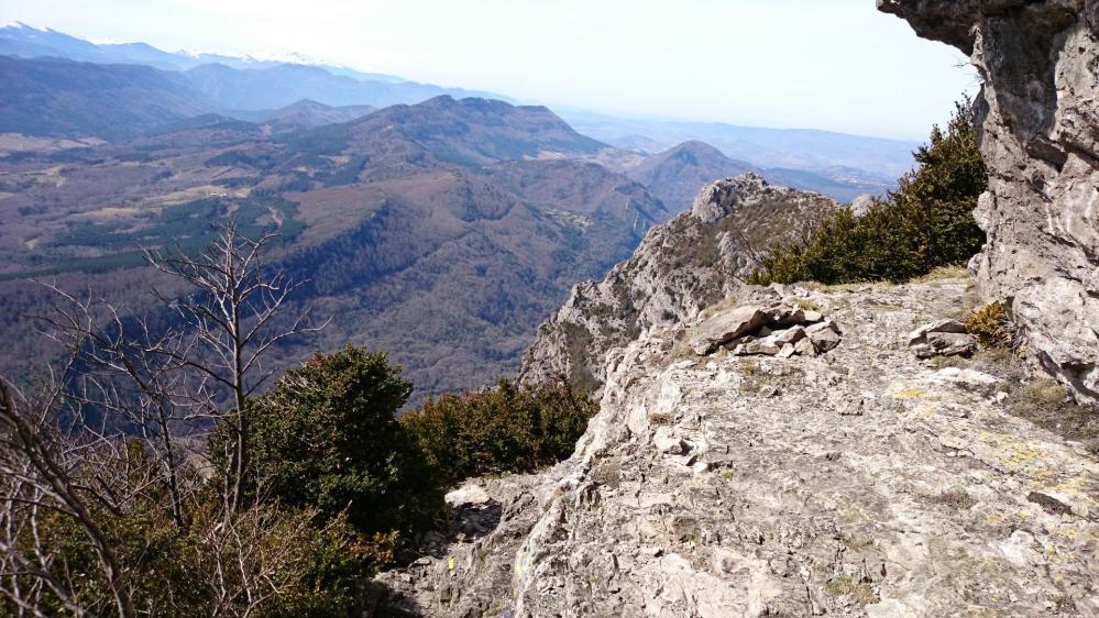 Pech de Bugarach, petite plate forme reposante !