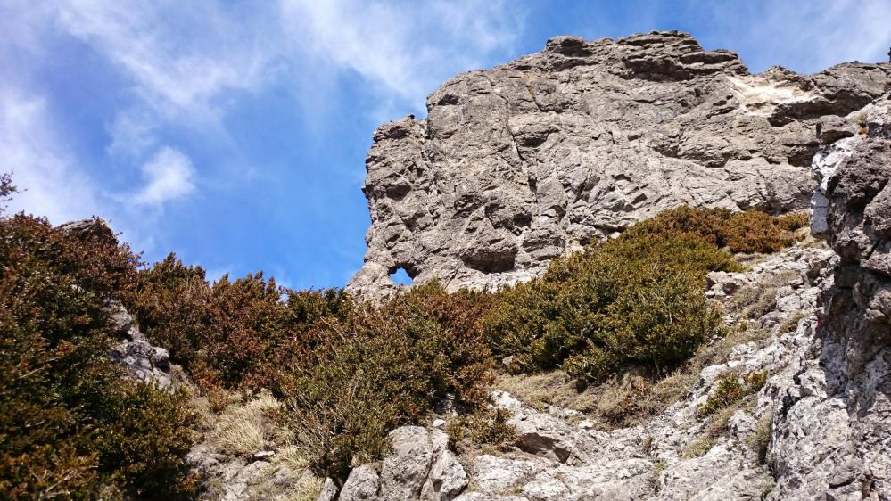 Pech de Bugarach ...le passage de la fenêtre !