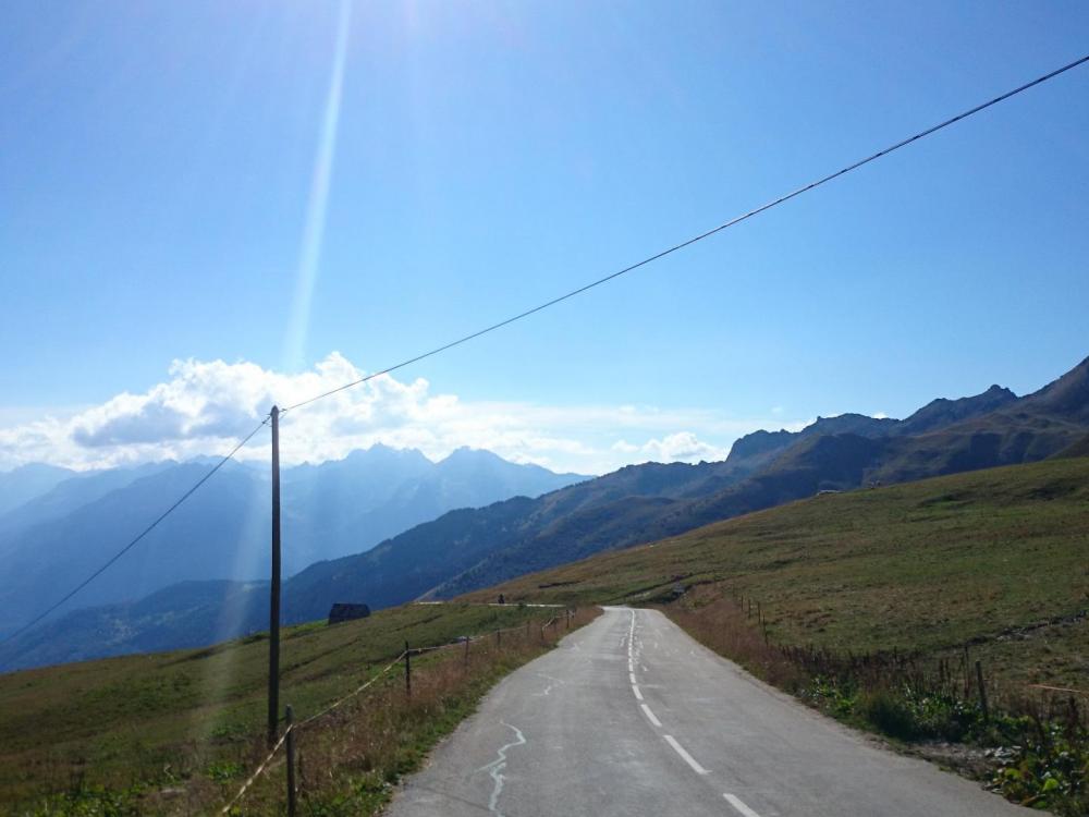 En approche du col de la Madeleine