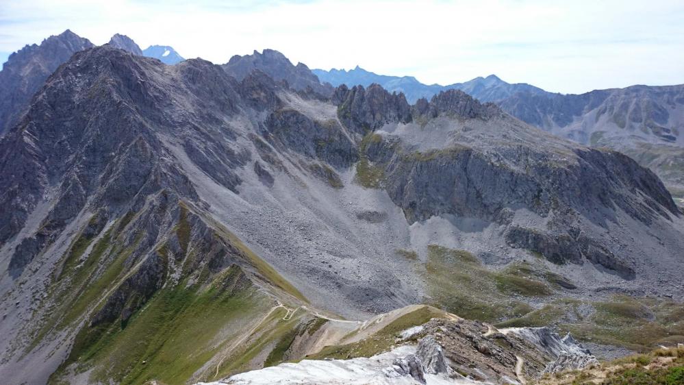 Descente du Petit Mont Blanc vers le col du Mone