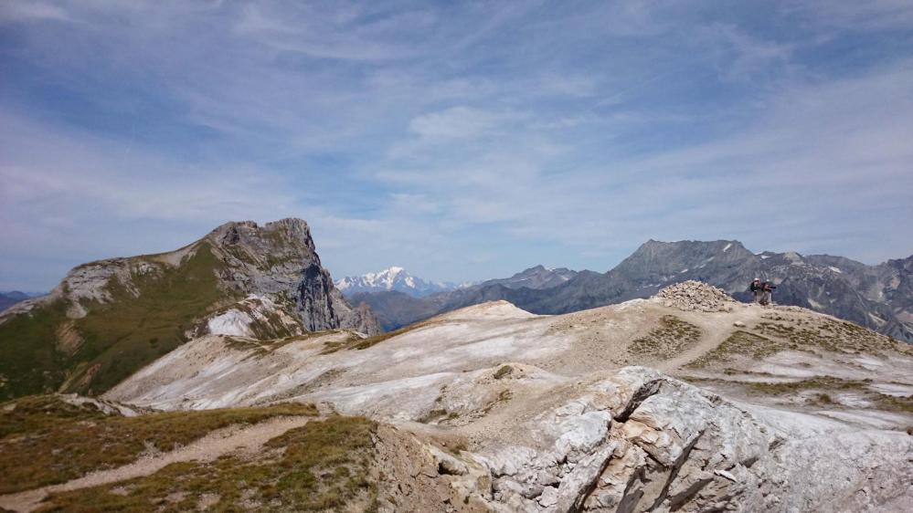 Le sommet du Petit Mont Blanc ... devant son Grand Frère ... le Mont Blanc !