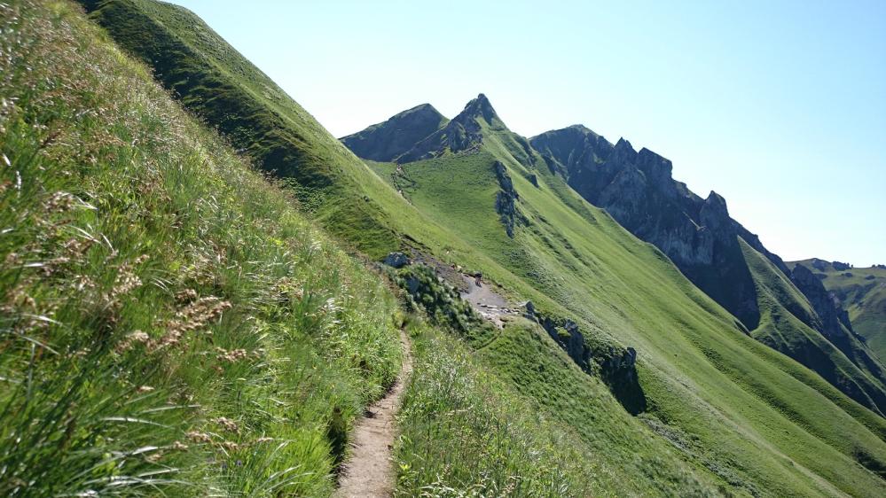 Sentier d' approche du Puy de Sancy